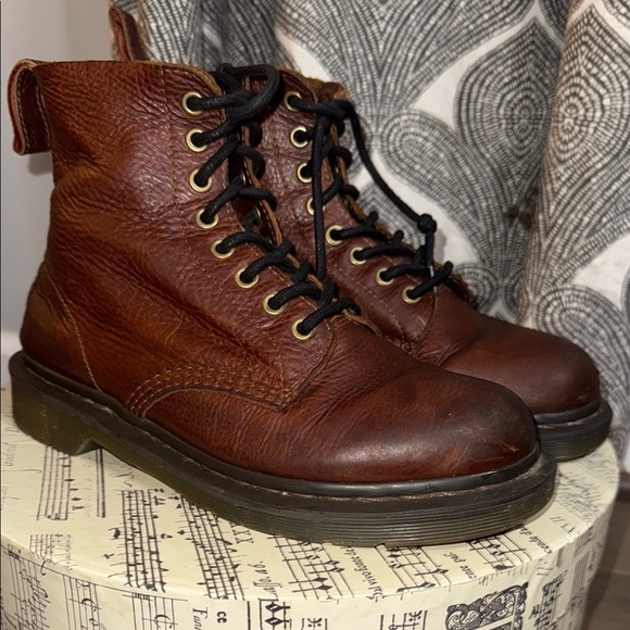 Dr Martens 1460 Pascal Harvest Boots in Tan Size 8 - Picture 2 of 8